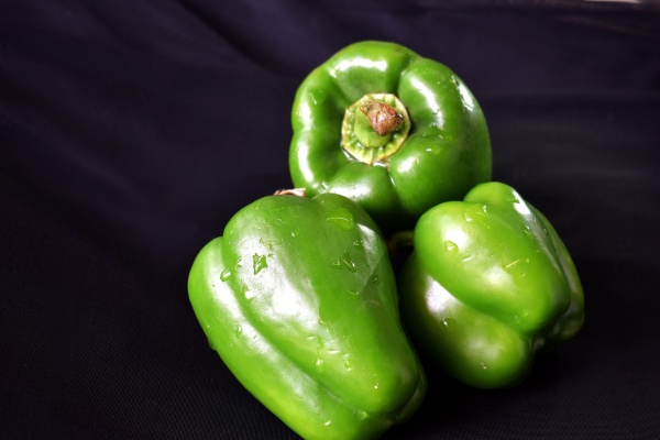 capsicum-2710262_1920_0.jpg