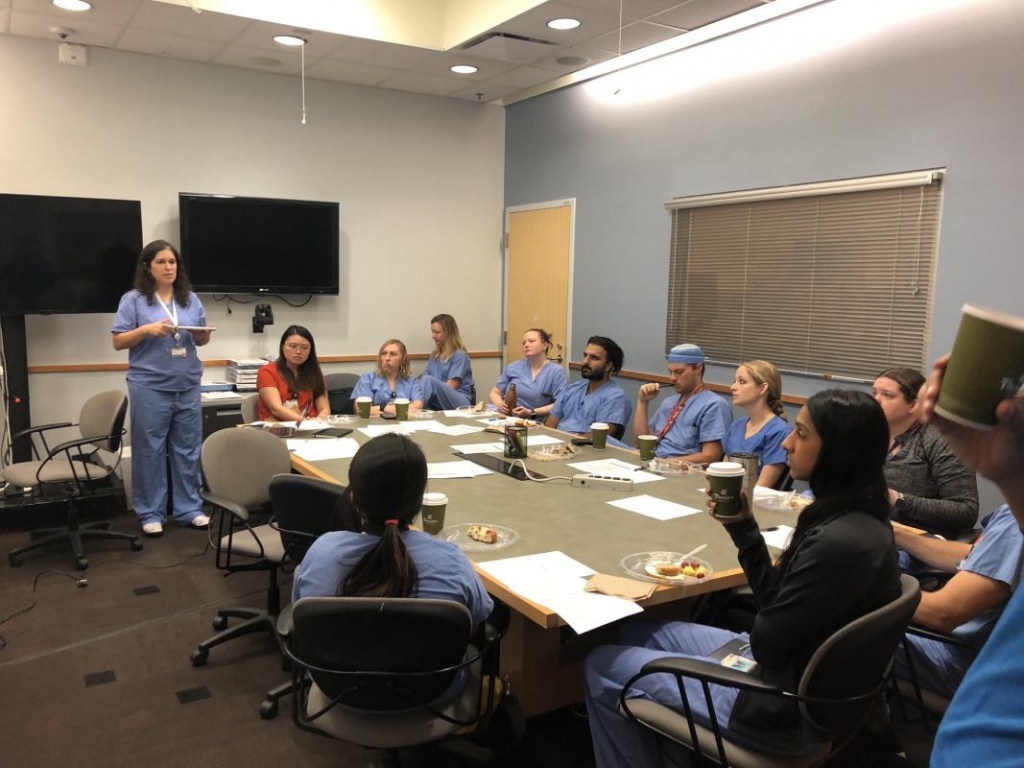 Dr. Camila Walters teaching VUMC surgery, OB and anesthesia residents prior to international rotations