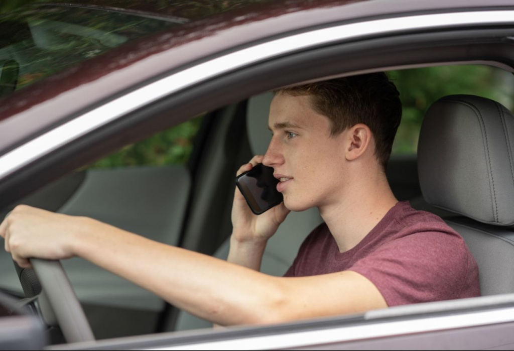 teen on phone