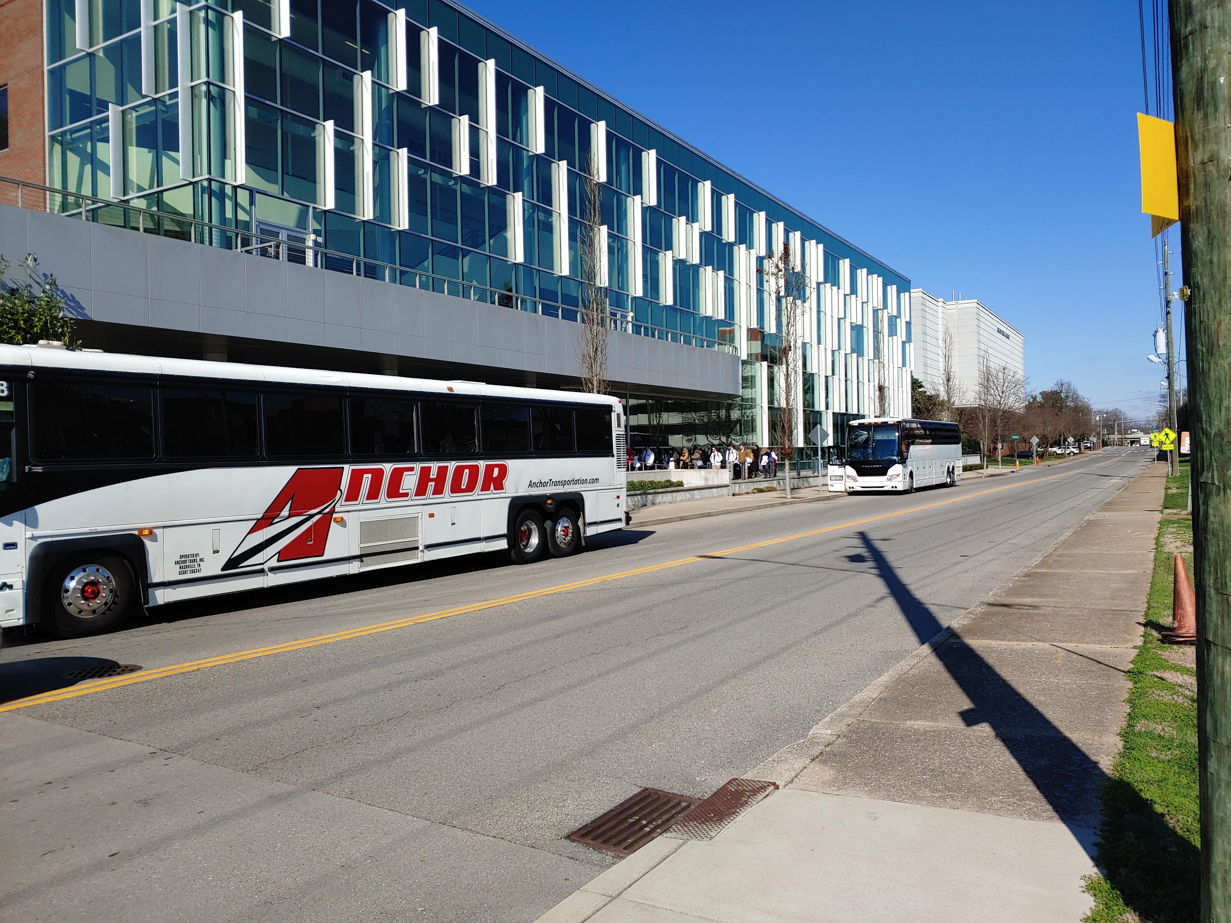 Buses of students arrive at Meharry's Cal Turner Center