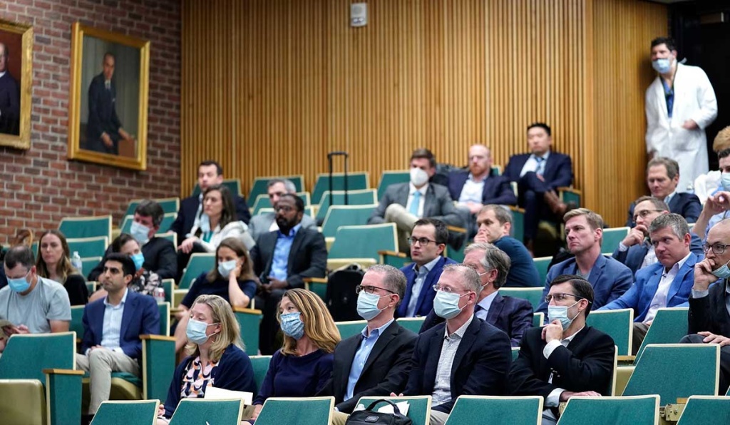 The audience at the Clint Devin Spine Research Symposium